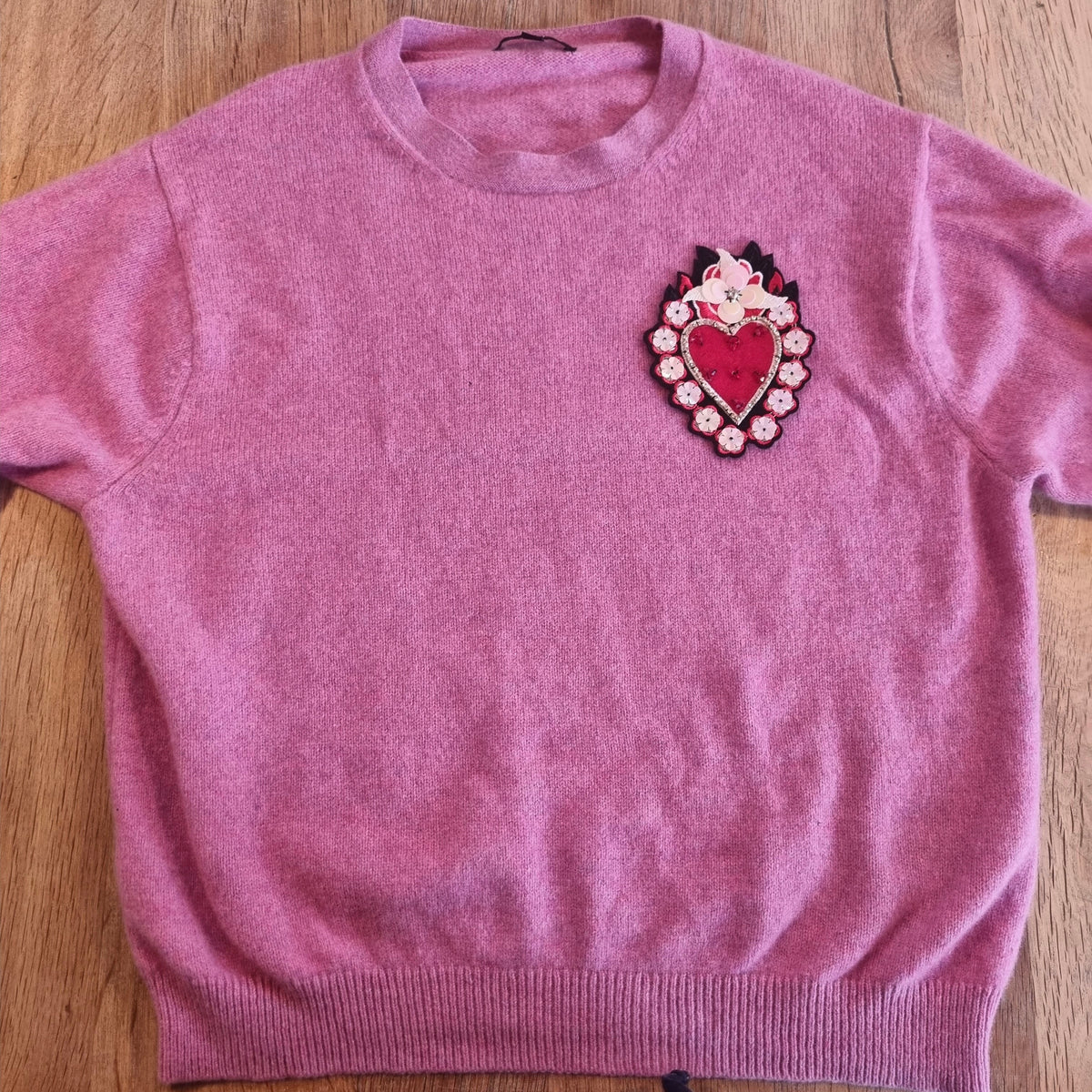 Det smukkeste strygemærke - Hårpynt med blomster og perler til bryllup, konfirmation og fest