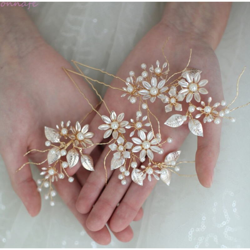 3 store hårnåle i romantisk look - Hårpynt med blomster og perler til bryllup, konfirmation og fest