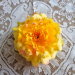 Gul pæon - Hårpynt med blomster og perler til bryllup, konfirmation og fest