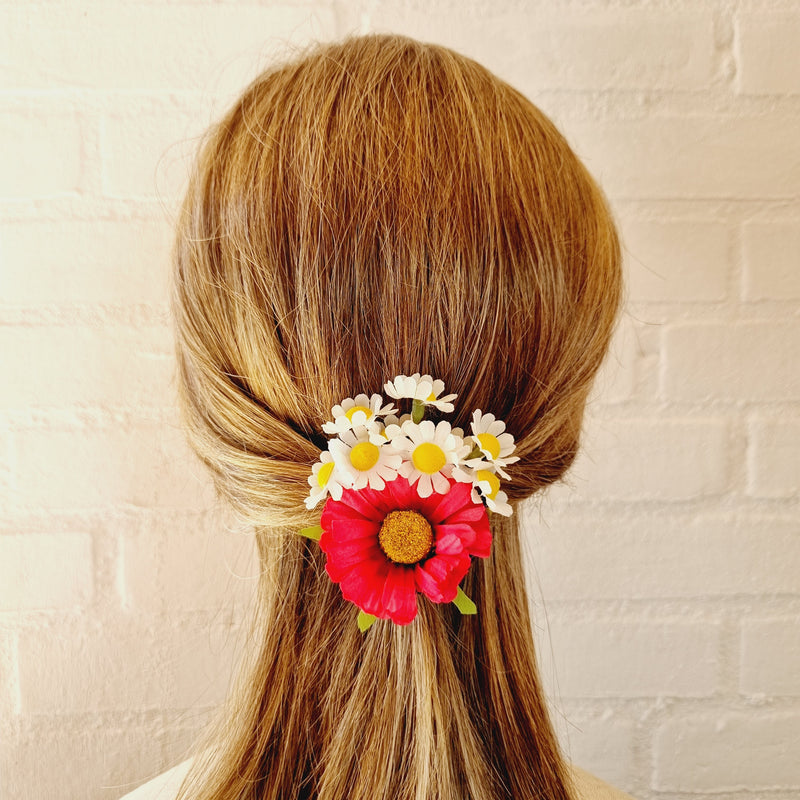 Små blomsterspænder - Hårpynt med blomster og perler til bryllup, konfirmation og fest