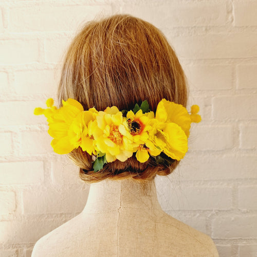 Stor gul hårkam med mimoser - Hårpynt med blomster og perler til bryllup, konfirmation og fest