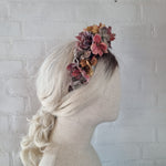Den skønneste blomsterkrone med hortensia - Hårpynt med blomster og perler til bryllup, konfirmation og fest