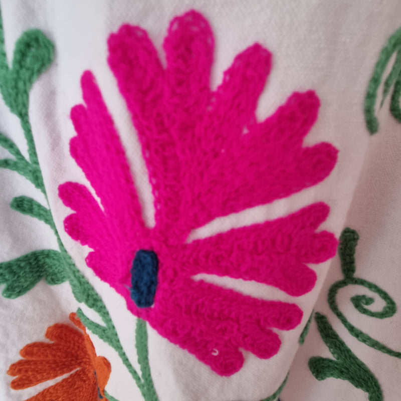 Suzani jakke med pink blomster - lang - Hårpynt med blomster og perler til bryllup, konfirmation og fest