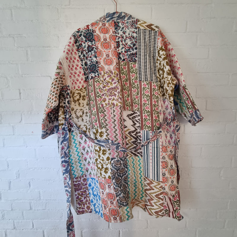 Smukkeste patchwork kimono - Hårpynt med blomster og perler til bryllup, konfirmation og fest