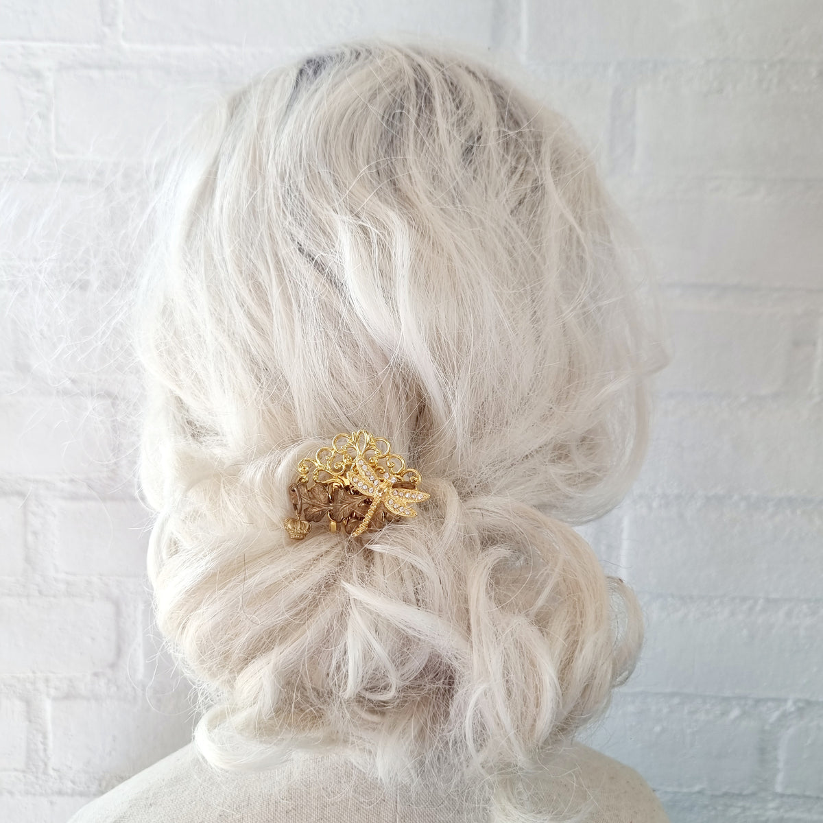 Den fineste hårnål i guld og diamanter - Hårpynt med blomster og perler til bryllup, konfirmation og fest