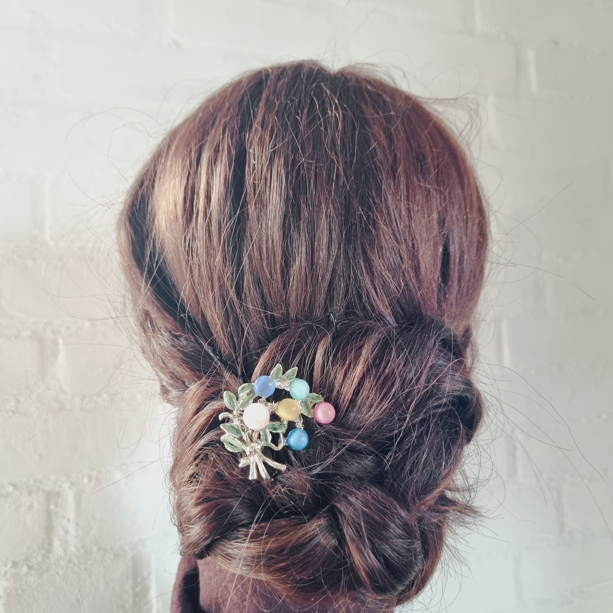 Skøn vintage hårnål - Hårpynt med blomster og perler til bryllup, konfirmation og fest