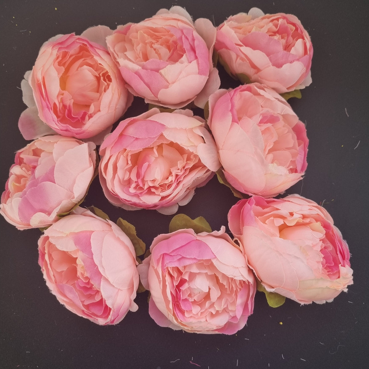 9 pink pæoner - Hårpynt med blomster og perler til bryllup, konfirmation og fest