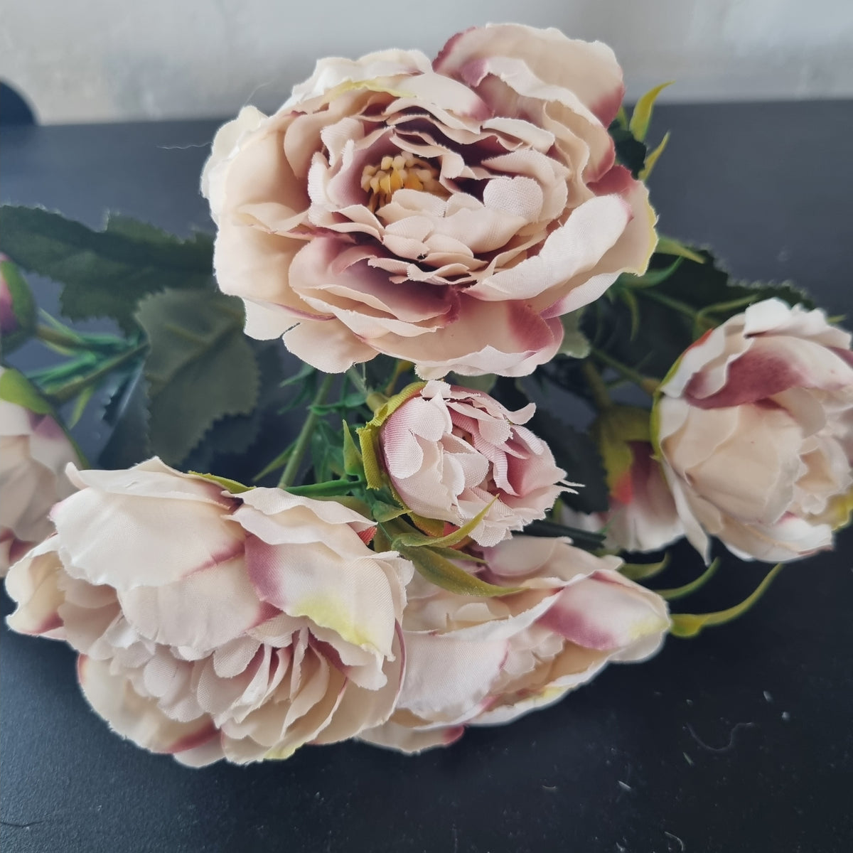 Blomsterbuket - blush - Hårpynt med blomster og perler til bryllup, konfirmation og fest