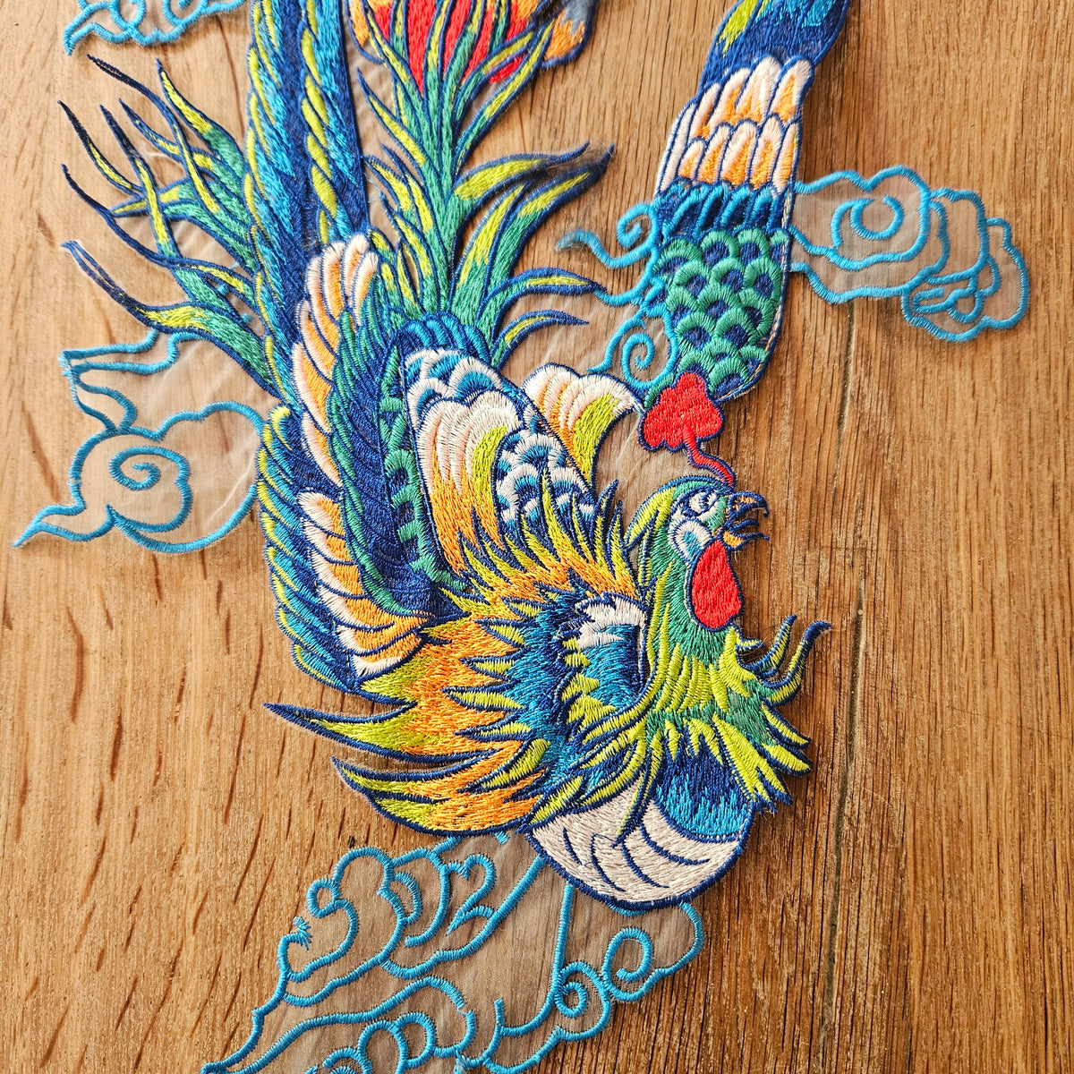 Stort symærke - Hårpynt med blomster og perler til bryllup, konfirmation og fest