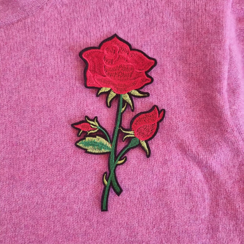 Sødt strygemærke med rose - Hårpynt med blomster og perler til bryllup, konfirmation og fest