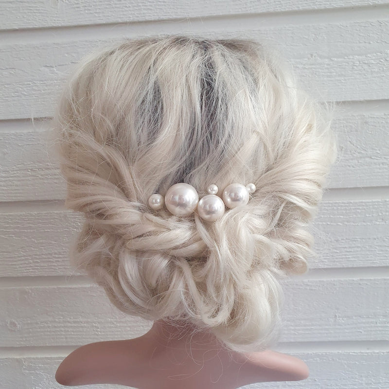 Hårnåle med perler i forskellig størrelse - Hårpynt med blomster og perler til bryllup, konfirmation og fest