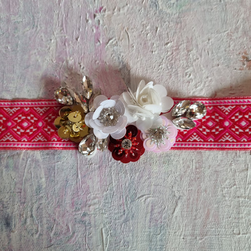 Pailletpynt - Hårpynt med blomster og perler til bryllup, konfirmation og fest