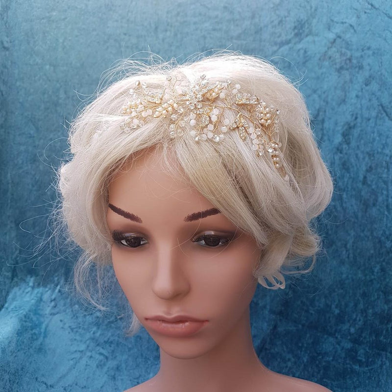 Flot hairpiece i guld og krystal - Hårpynt med blomster og perler til bryllup, konfirmation og fest