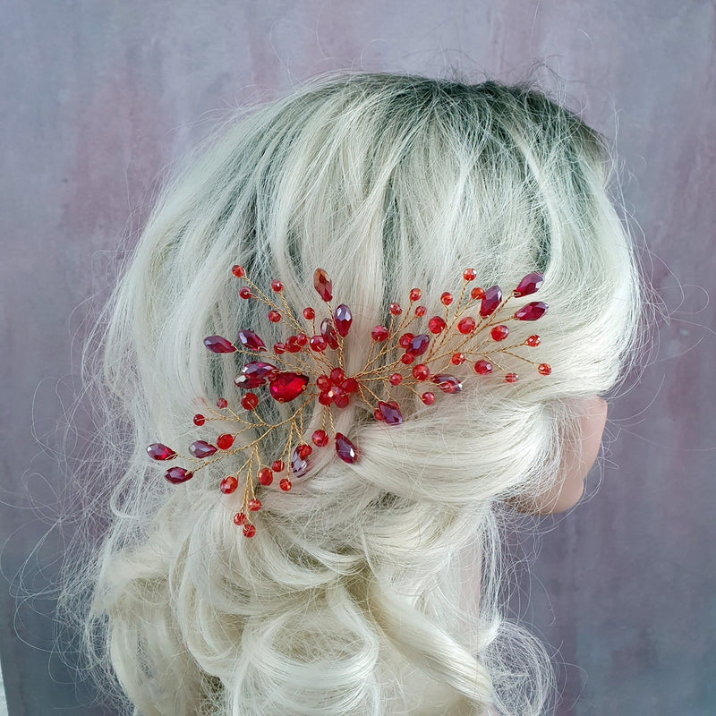 Stor hårnål med røde perler - Hårpynt med blomster og perler til bryllup, konfirmation og fest