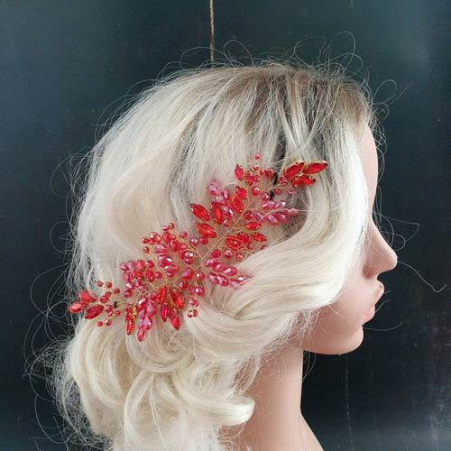 Hårsmykke med røde perler - Hårpynt med blomster og perler til bryllup, konfirmation og fest