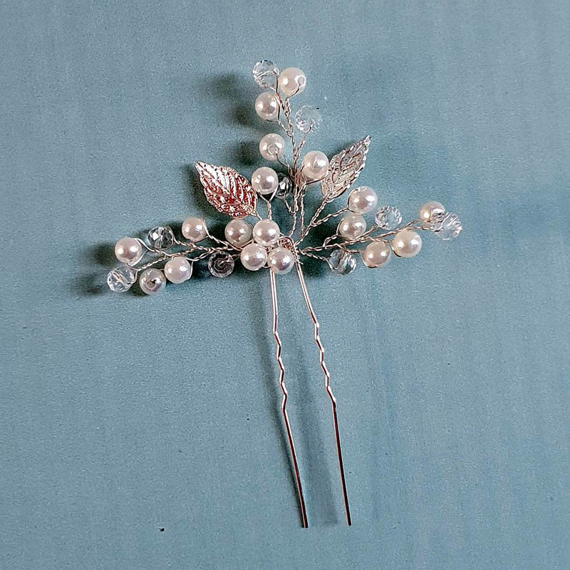 Sød stor hårnål i sølv og perler - Hårpynt med blomster og perler til bryllup, konfirmation og fest