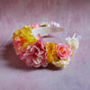 Lav din egen hårbøjle - Lyserød og gul - Hårpynt med blomster og perler til bryllup, konfirmation og fest