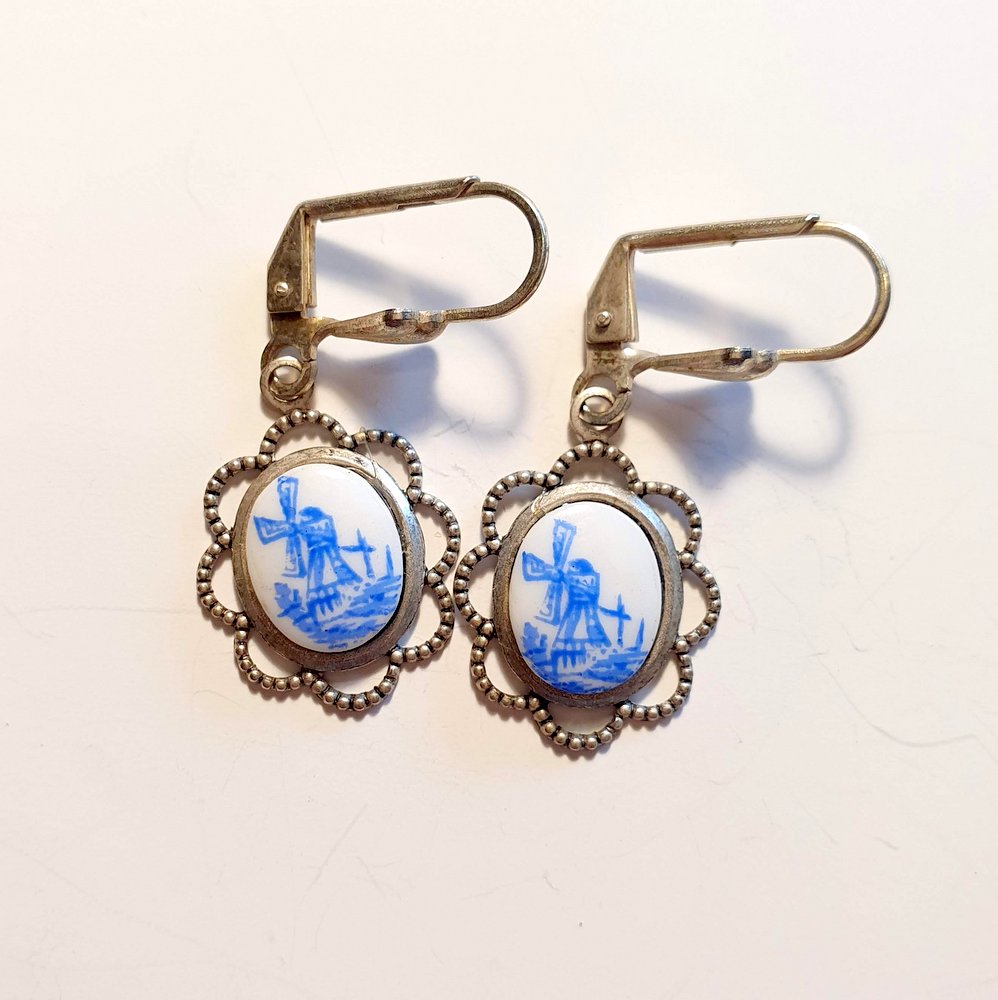 Øreringe med blå porcelæn - Flere slags - Hårpynt med blomster og perler til bryllup, konfirmation og fest