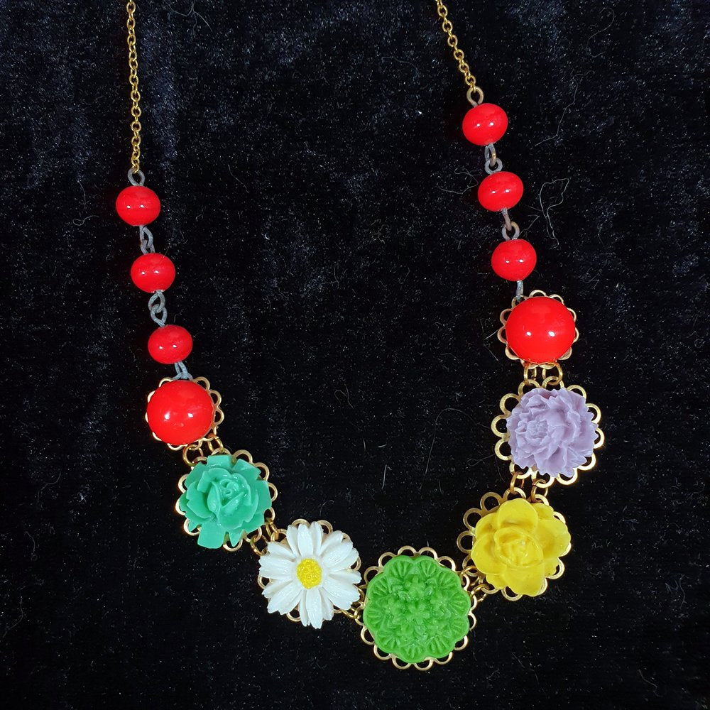 Super skøn farverig halskæde - Hårpynt med blomster og perler til bryllup, konfirmation og fest