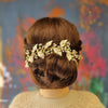 Smukt hårsmykke i rosegold og glimtende sten - Hårpynt med blomster og perler til bryllup, konfirmation og fest