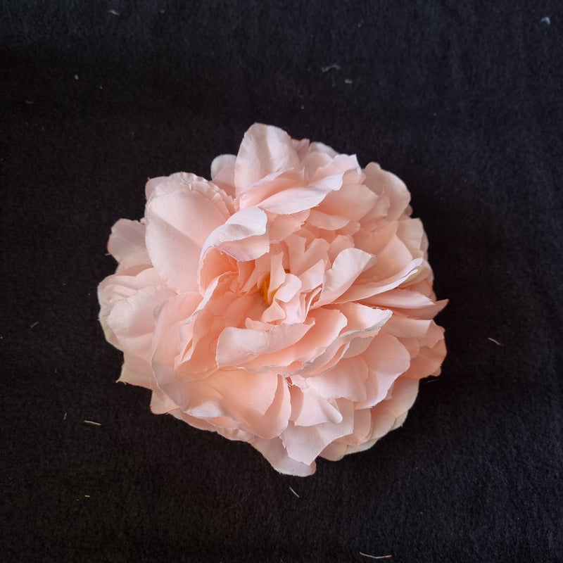 Stor lyserød pæon - Hårpynt med blomster og perler til bryllup, konfirmation og fest