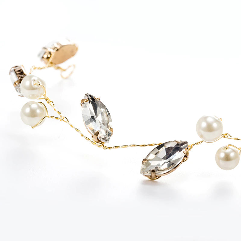 Sølv-hårkæde med perler og rhinsten - Hårpynt med blomster og perler til bryllup, konfirmation og fest