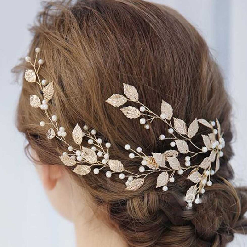 Stort smukt hårsmykke med guldblade og perler - Hårpynt med blomster og perler til bryllup, konfirmation og fest