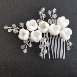 Hårkam med blomsterknopper i porcelæn - Hårpynt med blomster og perler til bryllup, konfirmation og fest