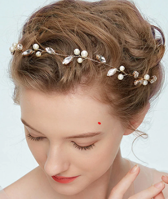 Sølv-hårkæde med perler og rhinsten - Hårpynt med blomster og perler til bryllup, konfirmation og fest