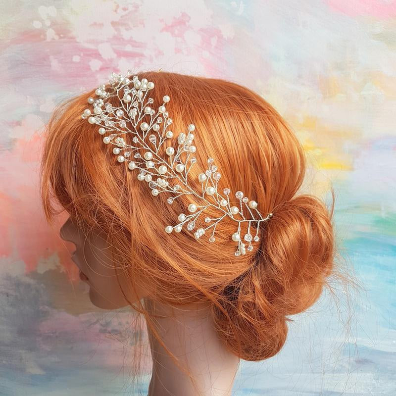Smuk perleranke til håret med forskellige typer perler - Hårpynt med blomster og perler til bryllup, konfirmation og fest