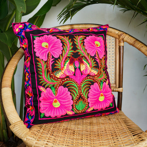 Smuk pude med thailandsk broderi - Hårpynt med blomster og perler til bryllup, konfirmation og fest