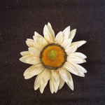 Hvid solsikke - Hårpynt med blomster og perler til bryllup, konfirmation og fest