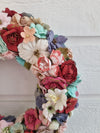 Smuk krans med papirblomster - Hårpynt med blomster og perler til bryllup, konfirmation og fest